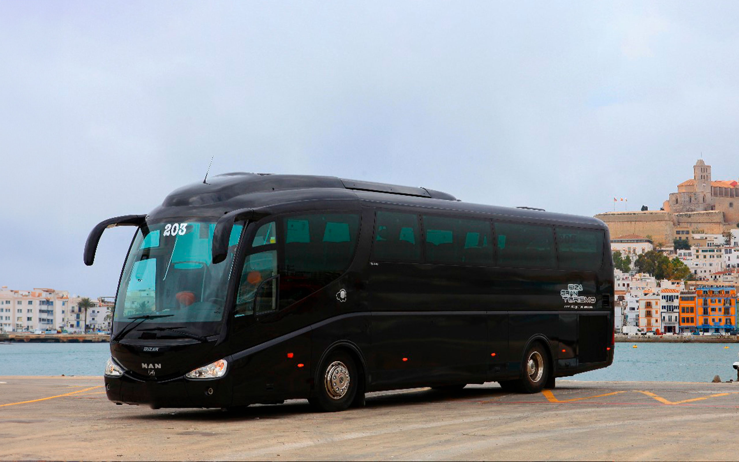 Alquiler Irizar PB Ibiza