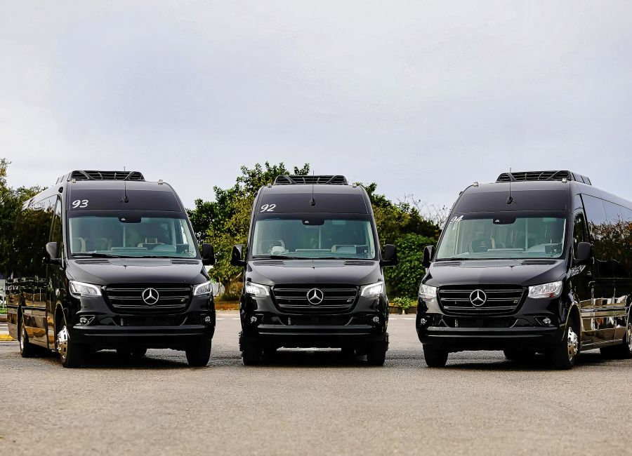 Alquiler Mercedes minibus Ibiza